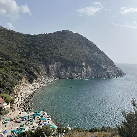 Luisa Elba - Relax Tra Mare E Montagna בית נופש